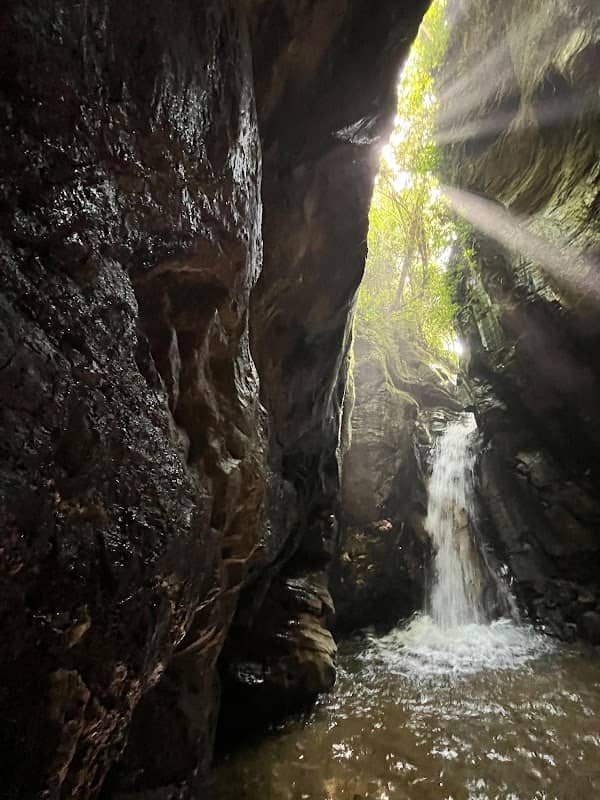 Cascada El Cacique - Image 1