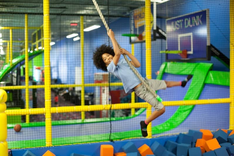 Jumping World - Image 1