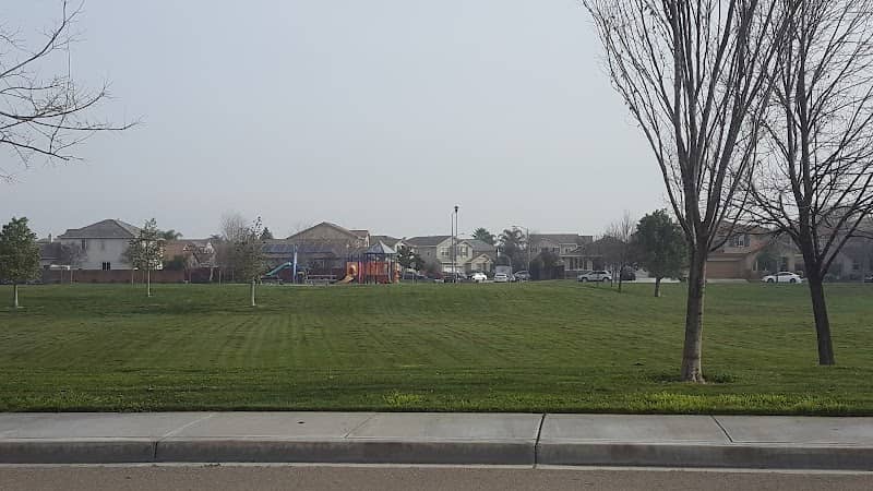 Dutra Estates Park - Image 2