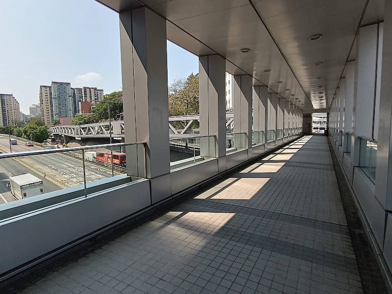 美孚行人天橋 - Image 1