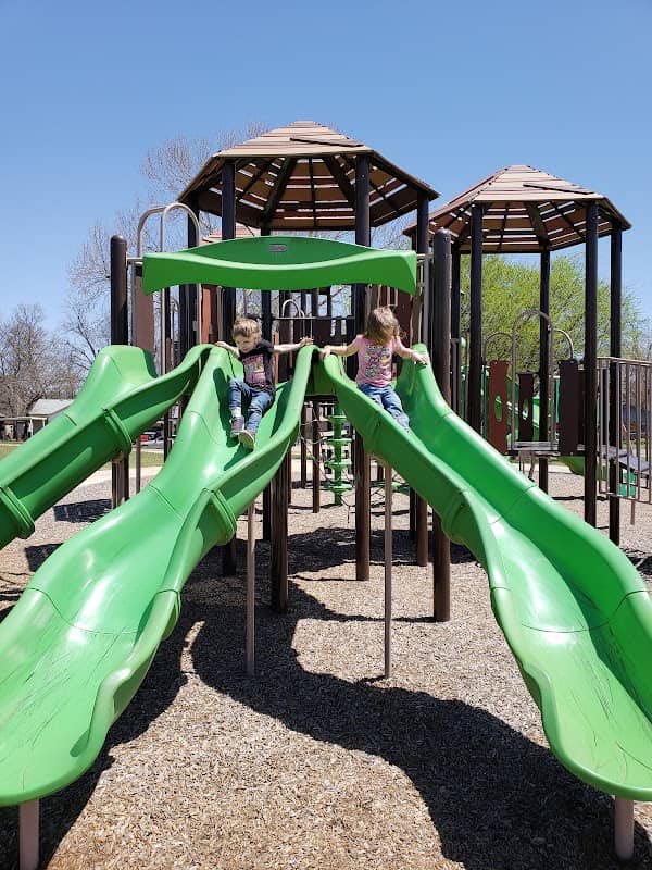 Centennial Park - Image 1