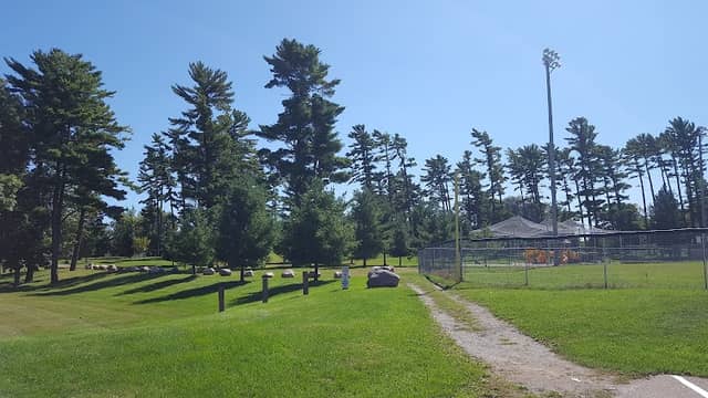 Commercial Club Park - Image 2