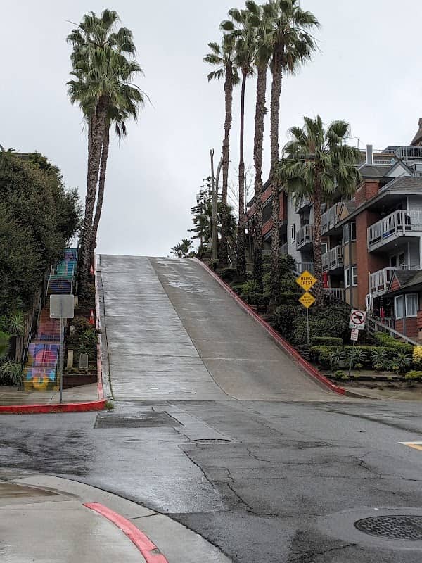 Laguna Car Slide - Image 1