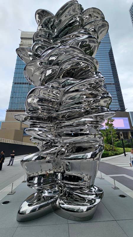 Cloud Statue - Image 1