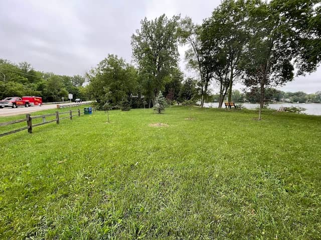 Hyde’s Lakeview Park - Image 1