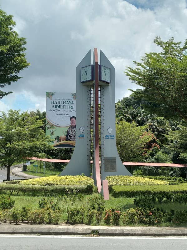 Jaycee Clock Tower - Image 1