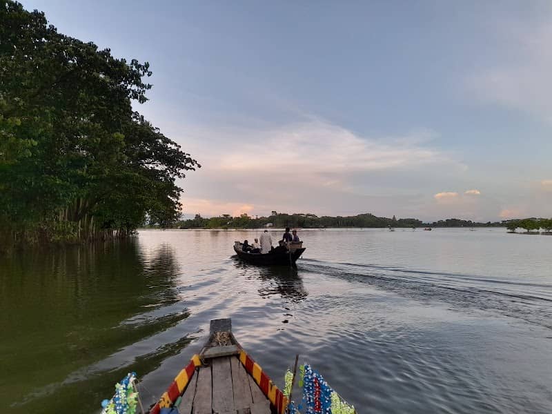 Baishtila Amusement Bridge - Image 1