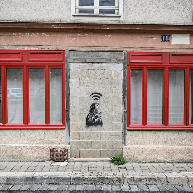 Notre Dame du Wifi, de Ezk - Image 2