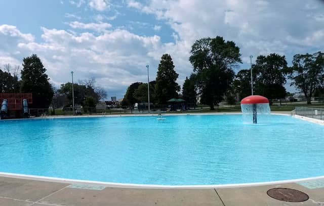 Sheridan Park - Image 1