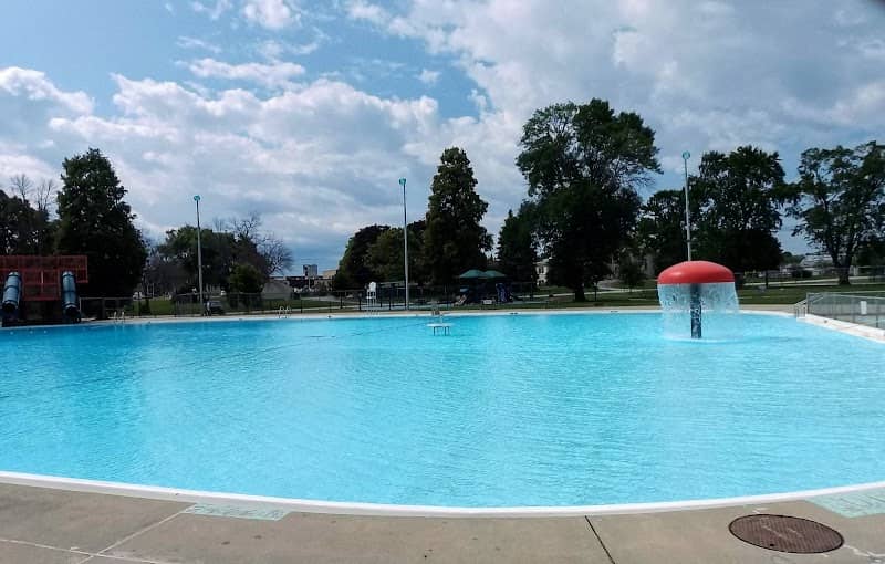 Sheridan Park - Image 1