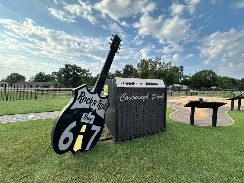 Guitar Walk - Image 1