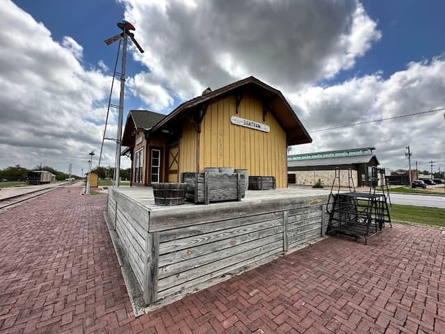 Bertram Depot - Image 2