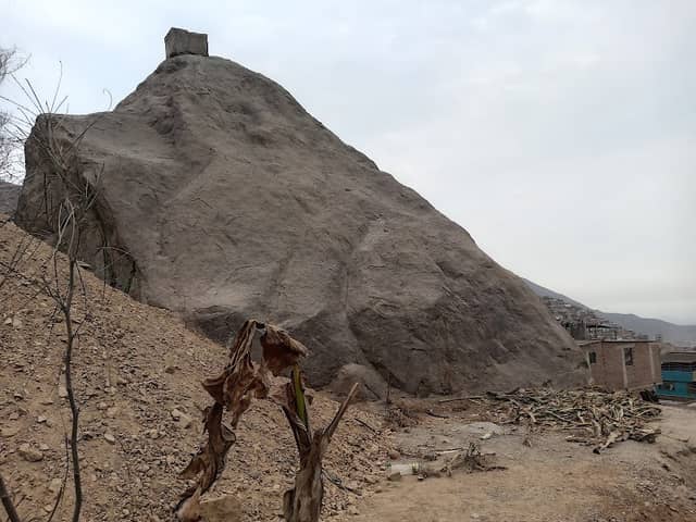 La Piedra del Sapo (Comas) - Image 2