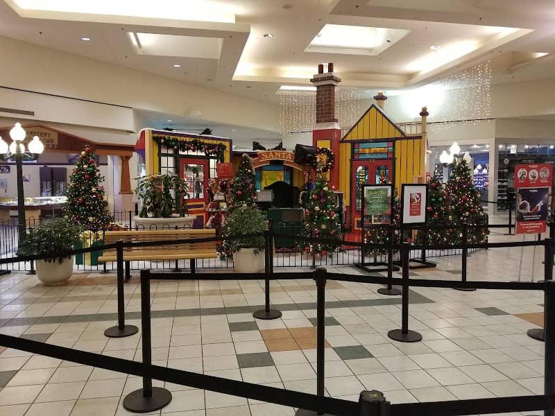 Pritchard Park Mall - Image 1