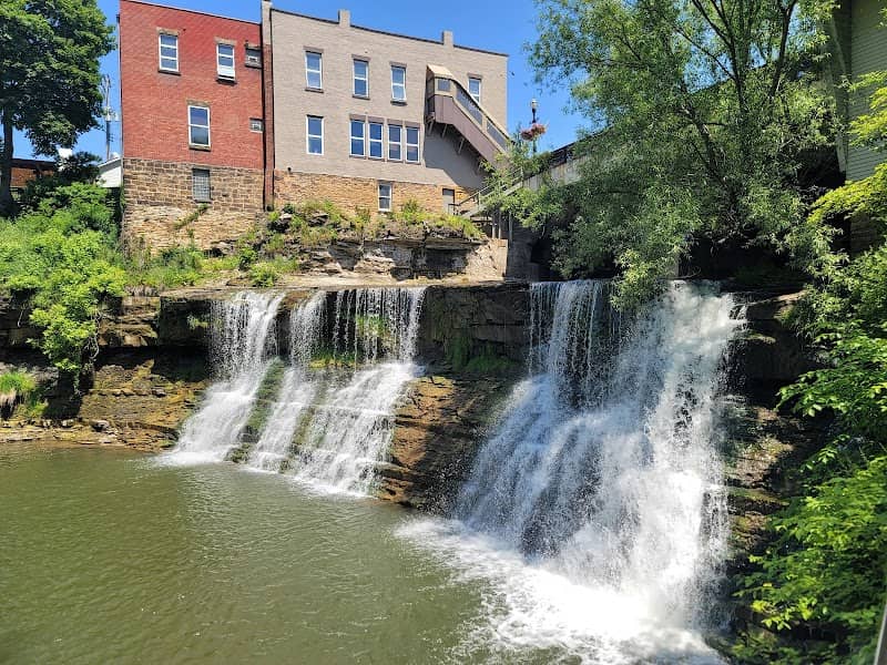 Chagrin Falls Waterfall - Image 2