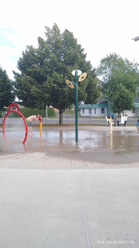 Frigon Park - Image 2
