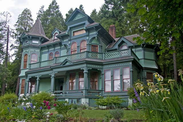 Shelton McMurphey Johnson House - Image 2
