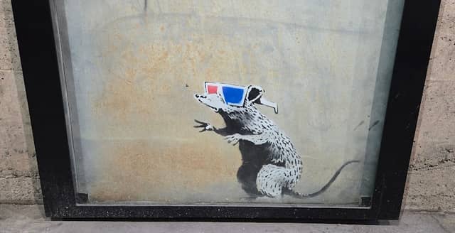 Banksy Graffiti Cinema Stage Rat - Image 2