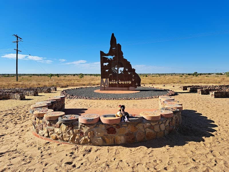 Centre of Queensland Monument - Image 1