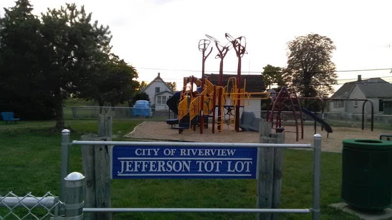 Jefferson Tot Lot - Image 1