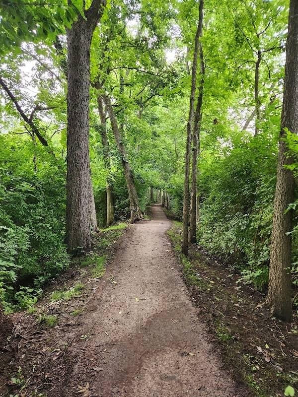 Roger Presley Trail and Garden - Image 2