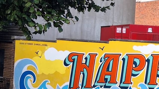 Happiness comes in waves Mural - Image 2