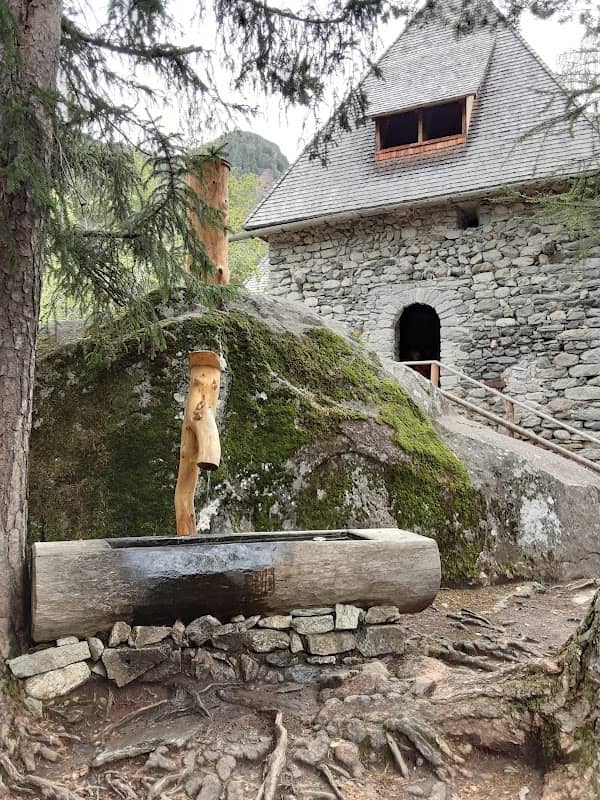 Brunnen - Image 1