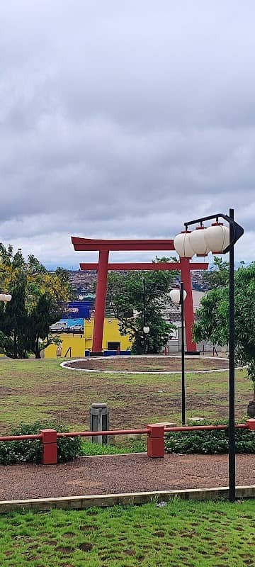 Praça da Imigração Japonesa - Image 2