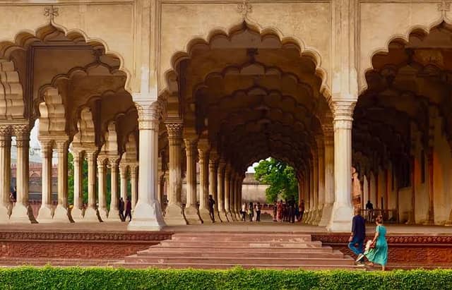 Diwan-E-Aam - Image 2