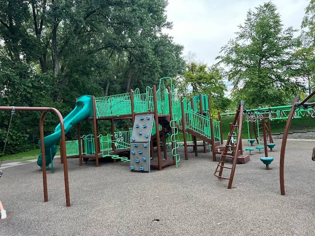 Countryside Park - Image 2