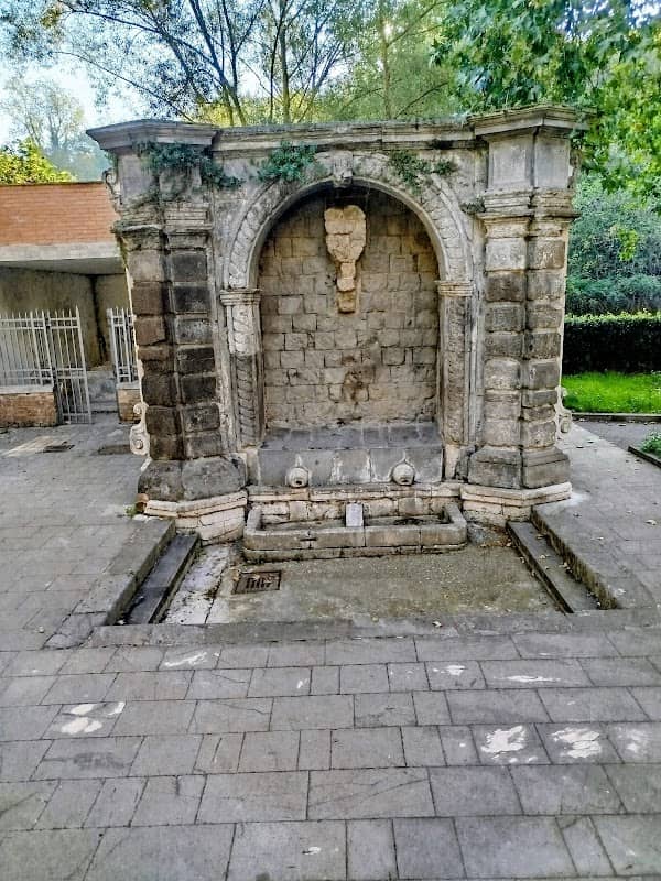 Fontana di Grimoaldo (o Tecta) - Image 1