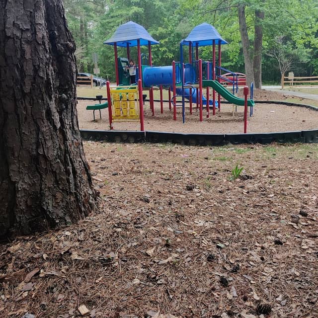Woodlake Park - Image 1
