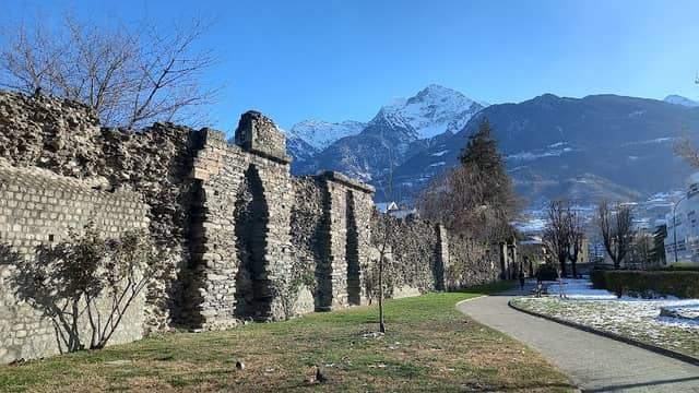 Tour Neuve - Image 2