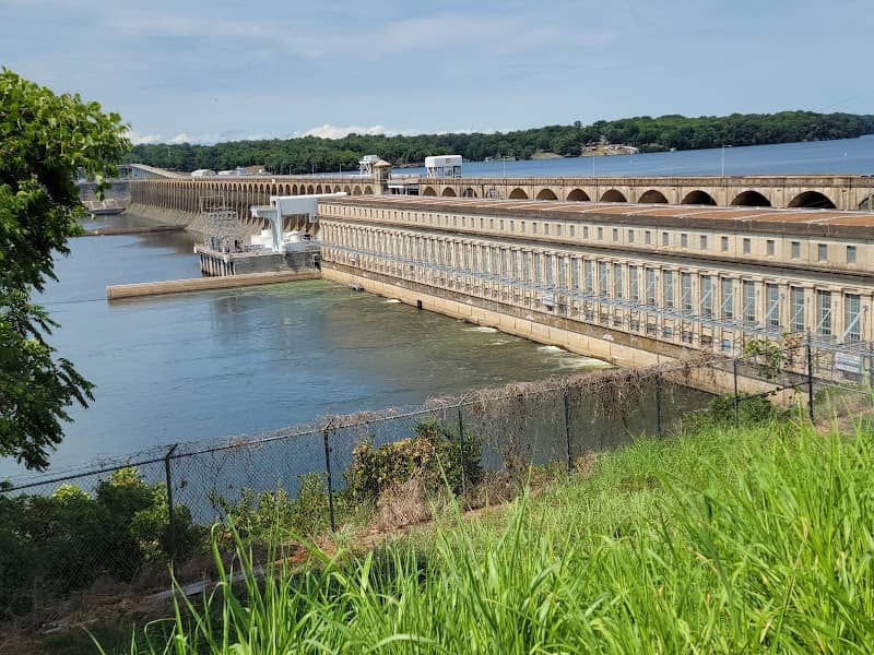 Wilson Dam Waterfall - Image 2