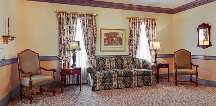 Willis-Reynolds Funeral Home - Image 1