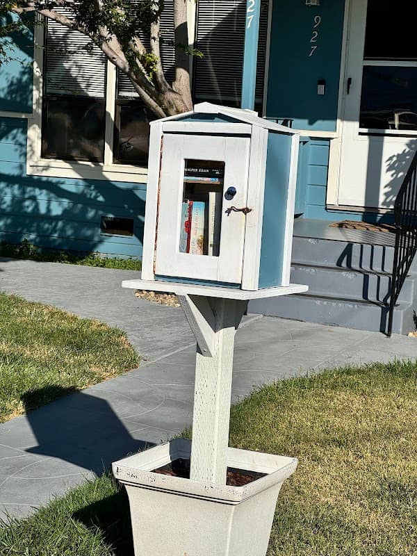 Little Free Library - Image 1