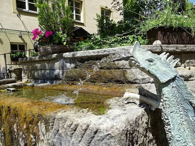 Brunnen - Image 1