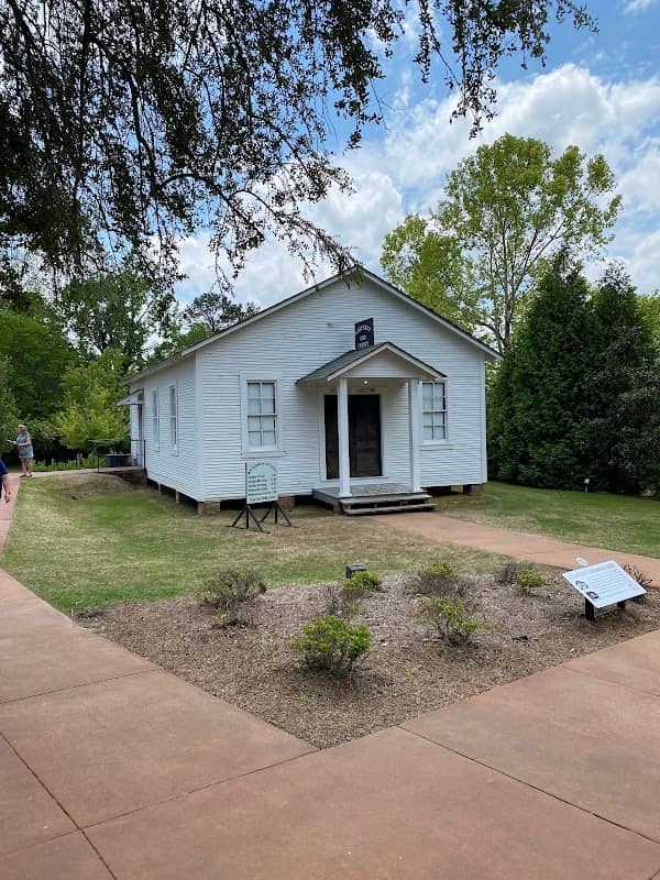 Elvis Presley Birthplace - Image 2