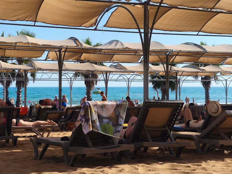 Orfeus Hotels Beach - Image 2
