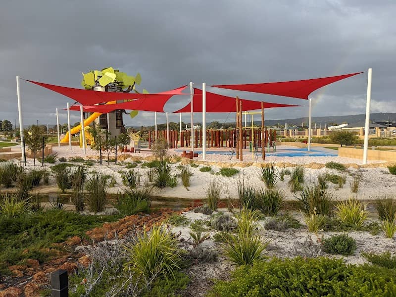 Sienna Wood Explorer Park - Image 2
