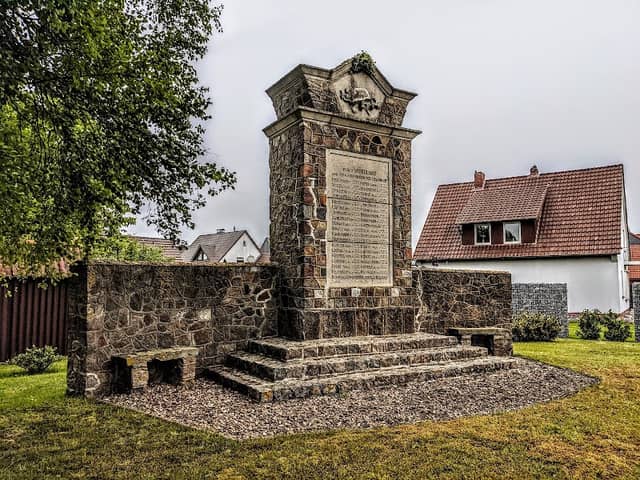 Ehrenmal - Image 1