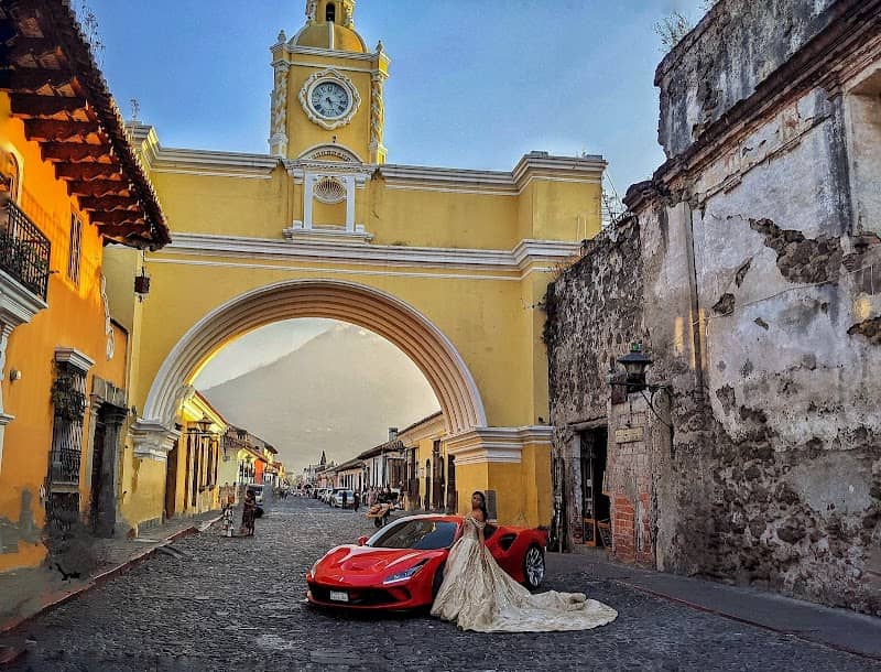 Arco de Santa Catalina - Image 1