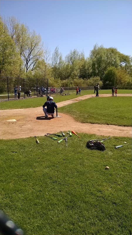Gilberts Memorial Park - Image 1