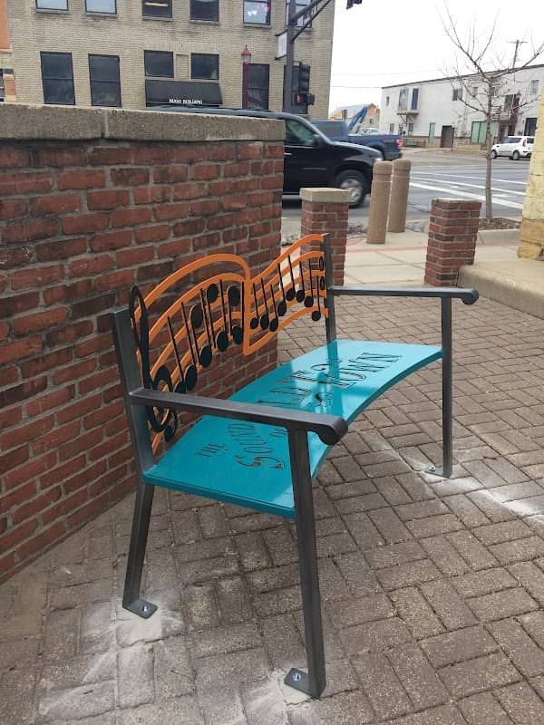The Sound of Old Town Bench - Image 2