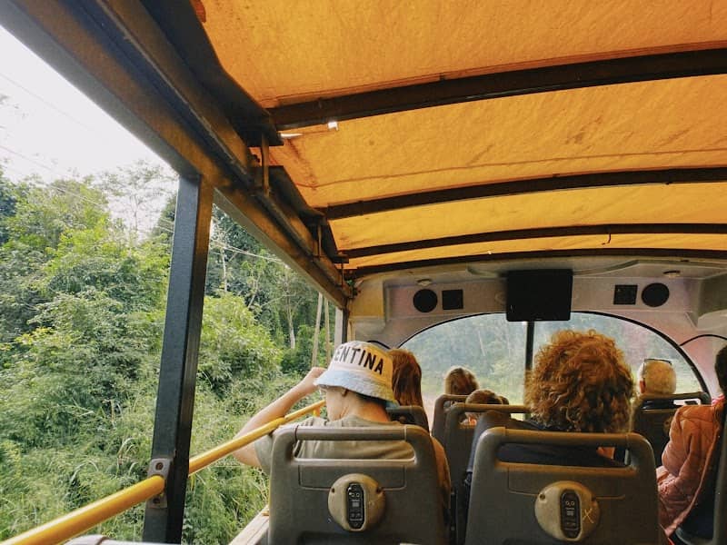 Bus turístico Iguazú - Image 2