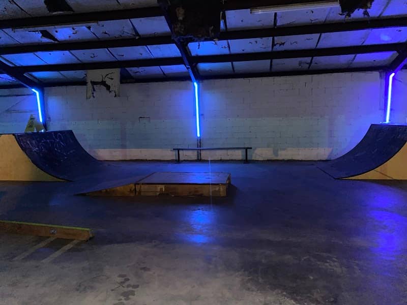 Paris indoor skatepark - Image 2