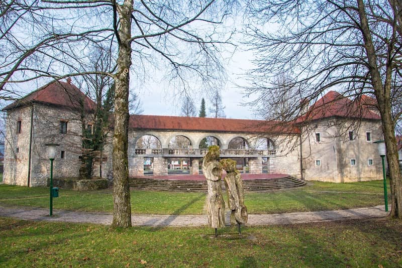 Grajski park - Image 1