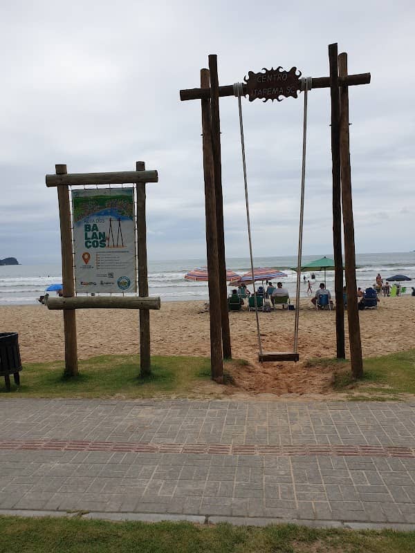 Balanço Praia do Centro - Image 1