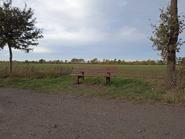 Drei Schwestern, Drei große Feldsteine - Image 1