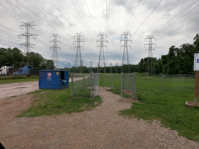 Dog park - Image 1